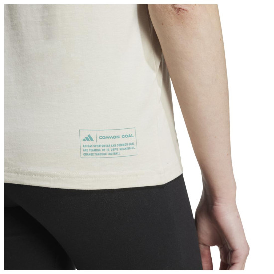 Adidas Γυναικεία κοντομάνικη μπλούζα House of Tiro Graphic Tee Adidas Γυναικεία κοντομάνικη μπλούζα House of Tiro Graphic Tee